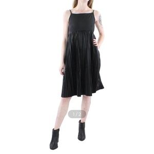 NWT Garcia Black Pleated Dress, Size Large